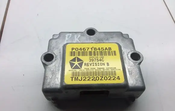Chrysler PT Cruiser Airbag deployment crash/impact sensor P04671845AB TMJ2220Z0224