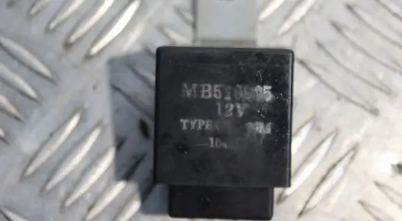 Mitsubishi 3000 GT Other relay MB510925