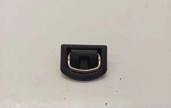 Volkswagen PASSAT B8 Tie down hook / loop 5M0863503