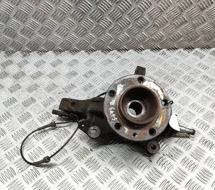 Opel Movano B Front wheel hub 93197398