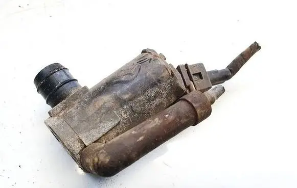 Windscreen/windshield washer pump