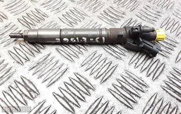 Fuel injector