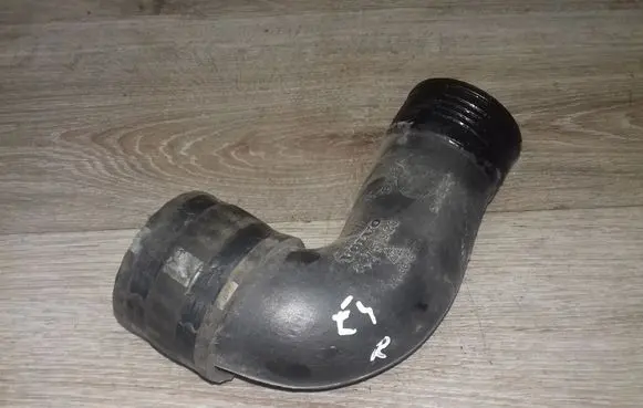 Volvo V70 Air intake duct part 30751920