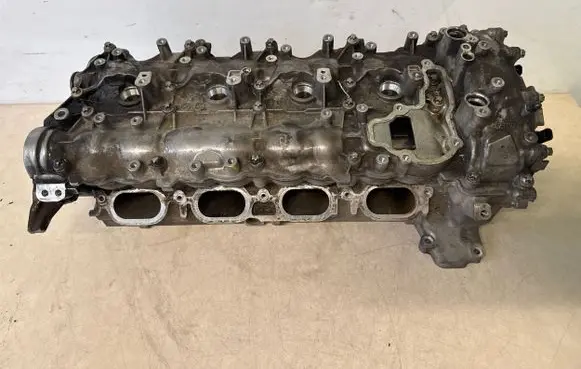 Mercedes-Benz GL X166 Engine head R2780163101 A2780161105