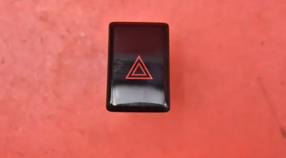 Subaru Outback (BS) Hazard light switch 06019