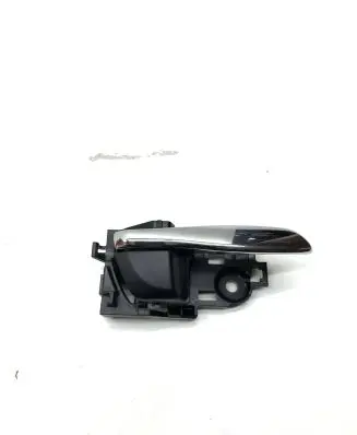 Toyota Prius (XW50) Front door interior handle 6927347040