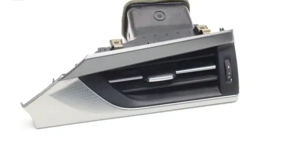 Toyota Avensis T270 Dashboard air vent grill cover trim 5565005170