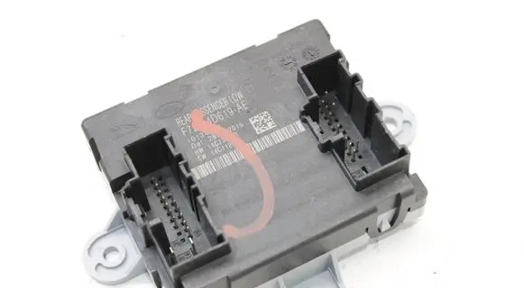 Jaguar XE Door control unit/module FK7214D619AE