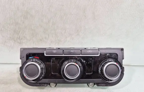 Volkswagen Golf VI Climate control unit 3C8907336AB 5HB00975120