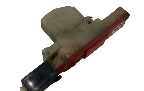 BMW 3 E30 Central locking motor 1373184 51261373184