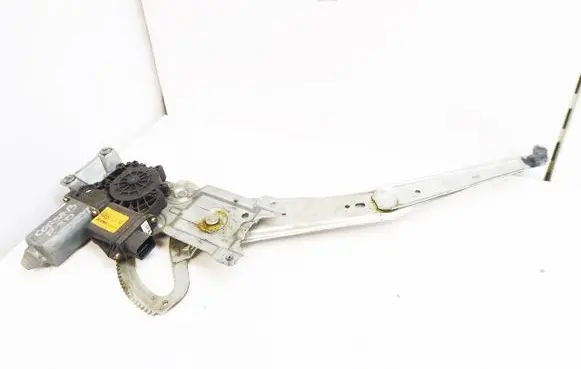 Opel Corsa B Front door manual window regulator 90520190