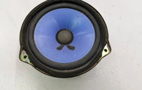KIA Carens I Rear door speaker 0K2FC66960