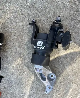 Toyota RAV 4 (XA50) Engine mount bracket M9151233