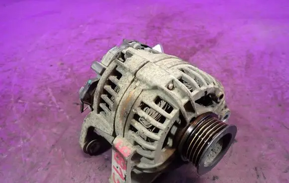 Opel Corsa D Generator/alternator 