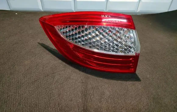 Ford Mondeo MK IV Rear/tail lights 7S7113405B