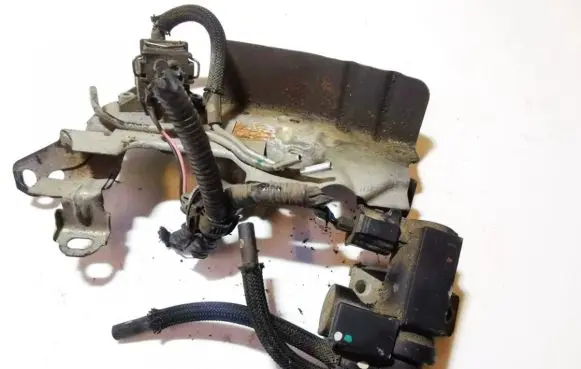 Toyota Auris 150 Turbo solenoid valve 258190r011 70051308