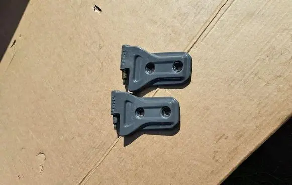 Jeep Gladiator Front door lower hinge 68297681AB