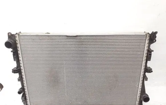 Mercedes-Benz C W205 Coolant radiator CX666003 A09950073