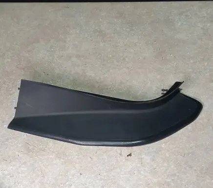 BMW 5 F10 F11 Rear/tail light trim molding 7204376 20409410 51497204376
