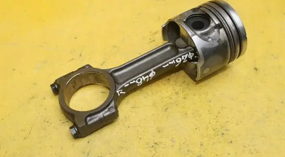 Piston