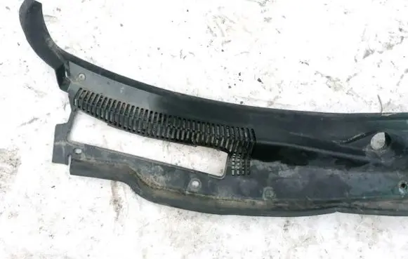 Chrysler 300 - 300C Wiper trim 04805834AA 64577B