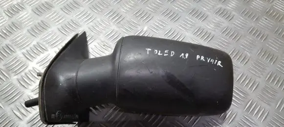 Seat Toledo I (1L) Front door electric wing mirror