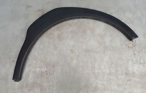 Subaru XV II Front arch trim 91112FL120