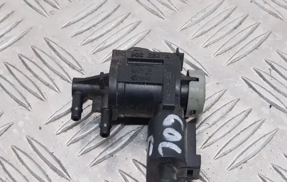 Volkswagen Golf VI Turbo solenoid valve 1K0906283A