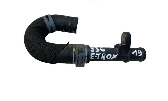 Audi e-tron Electric car engine cooling hoses/pipes 4KE121089CT 4KE145947M