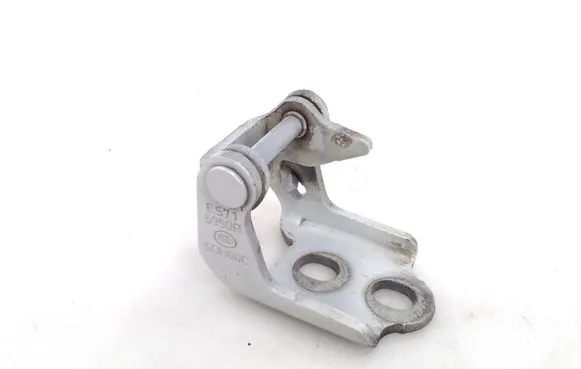 Renault Megane IV Front door lower hinge 6990R
