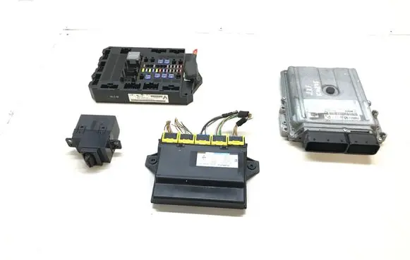 Engine ECU kit and lock set
