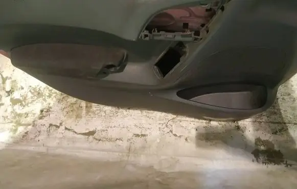 Citroen C3 Front door card panel trim