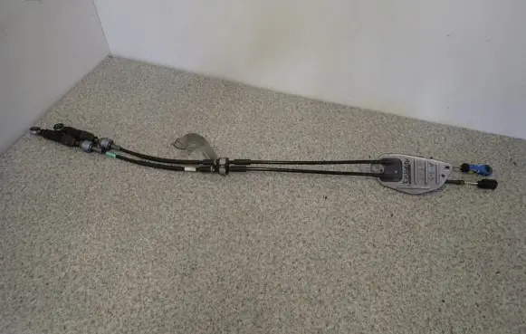 Toyota Auris 150 Gear shift cable linkage