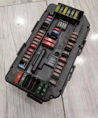 BMW 1 F20 F21 Fuse box set 933787901