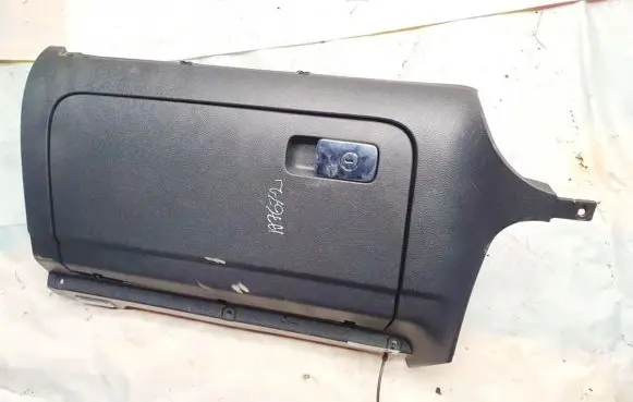 Volkswagen Golf V Glove box 1k2857290 p0105360