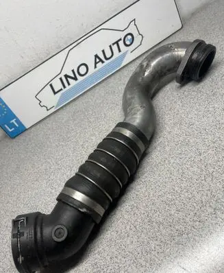 BMW 5 E60 E61 Intercooler hose/pipe 7798438