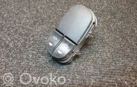 Ford Focus Electric window control switch YS4T14529AA 03162310
