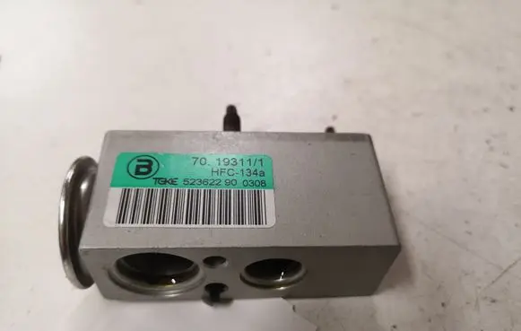 Citroen C5 Air conditioning (A/C) expansion valve 7019311 52362290