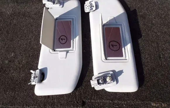 Peugeot 208 Sun visor