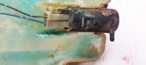 Windscreen/windshield washer pump