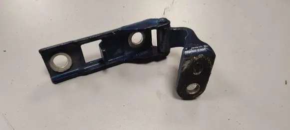 Chrysler Pacifica Tailgate/trunk/boot hinge 68229150