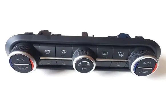 Alfa Romeo Giulia Climate control unit 01561461530