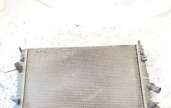 Volvo V50 Coolant radiator 3m5h8005tl