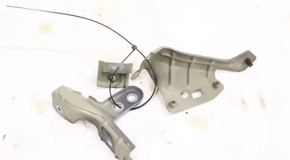 Volkswagen Golf VIII Fender mounting bracket 5H08211355785190