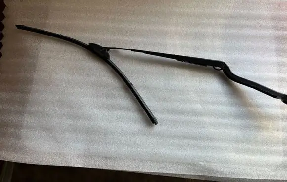 BMW X5 F15 Windshield/front glass wiper blade 7304069
