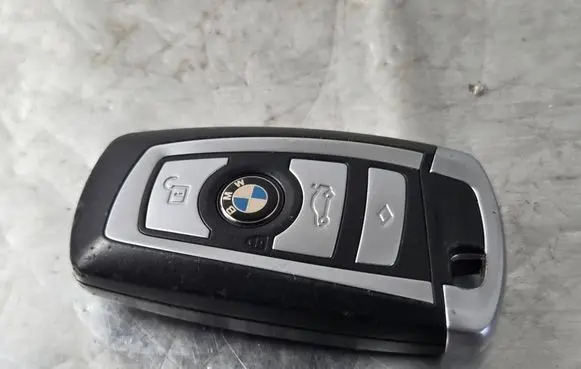 BMW 6 F06 Gran coupe Ignition key/card 