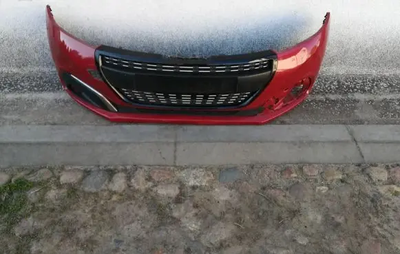 Peugeot 208 Front bumper