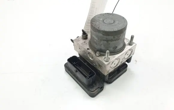 Skoda Fabia Mk3 (NJ) ABS Pump 6C0907379R