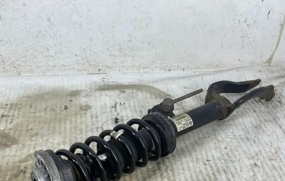 BMW 5 F10 F11 Front shock absorber with coil spring 6784013 F10V546BLX 814904006763