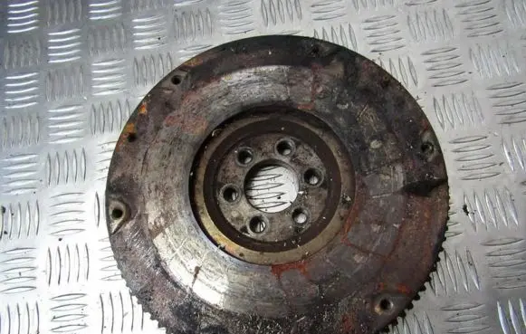 Nissan Primera Flywheel 1231190J00